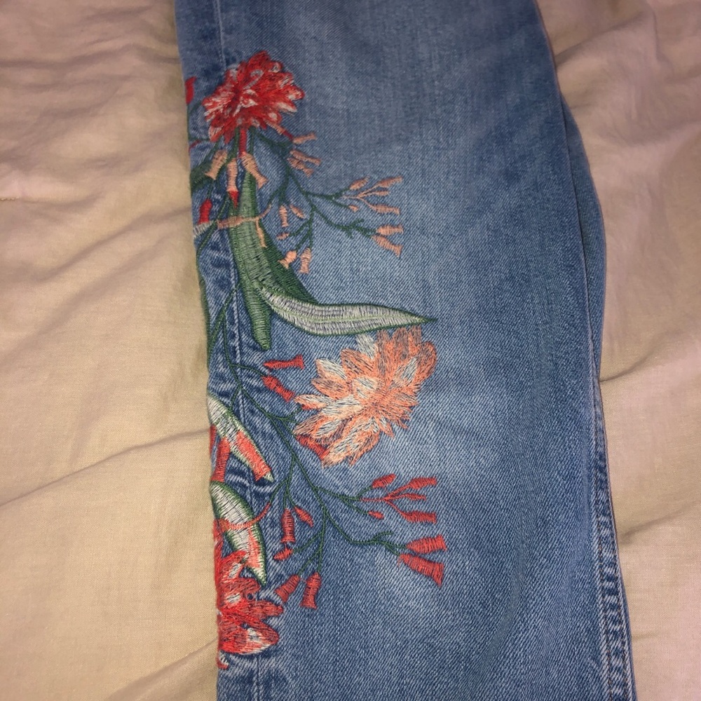 RARE🌟ZARA BOYFRIEND JEANS